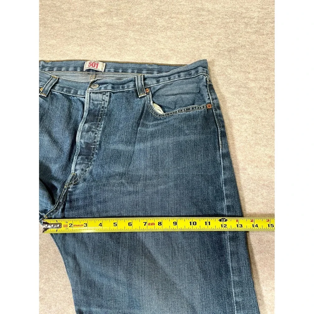 Levis 501 Straight Leg Jeans Mens 40x34 Blue Whiskering Denim‎ Button Fly Cotton